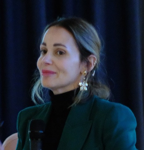 Pr. a.c Chérine FARHAT